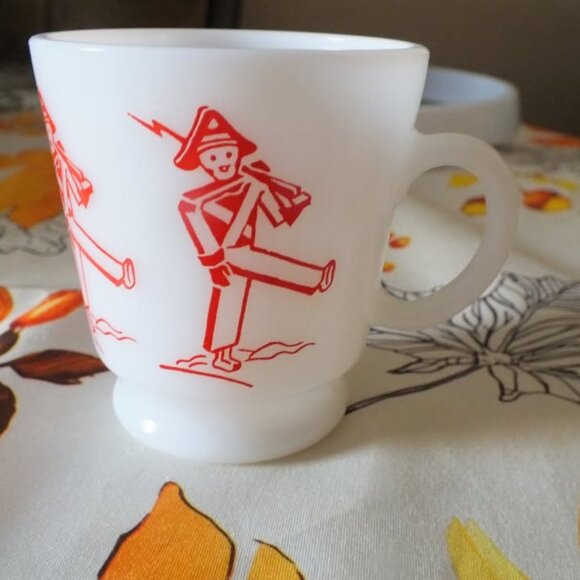 Vintage Hazel Atlas Milk Glass Cup - Picture 1 of 4